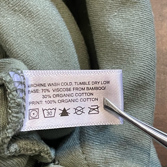 Goumi Neutral Green Sleeper Gown - Picture 10 of 10